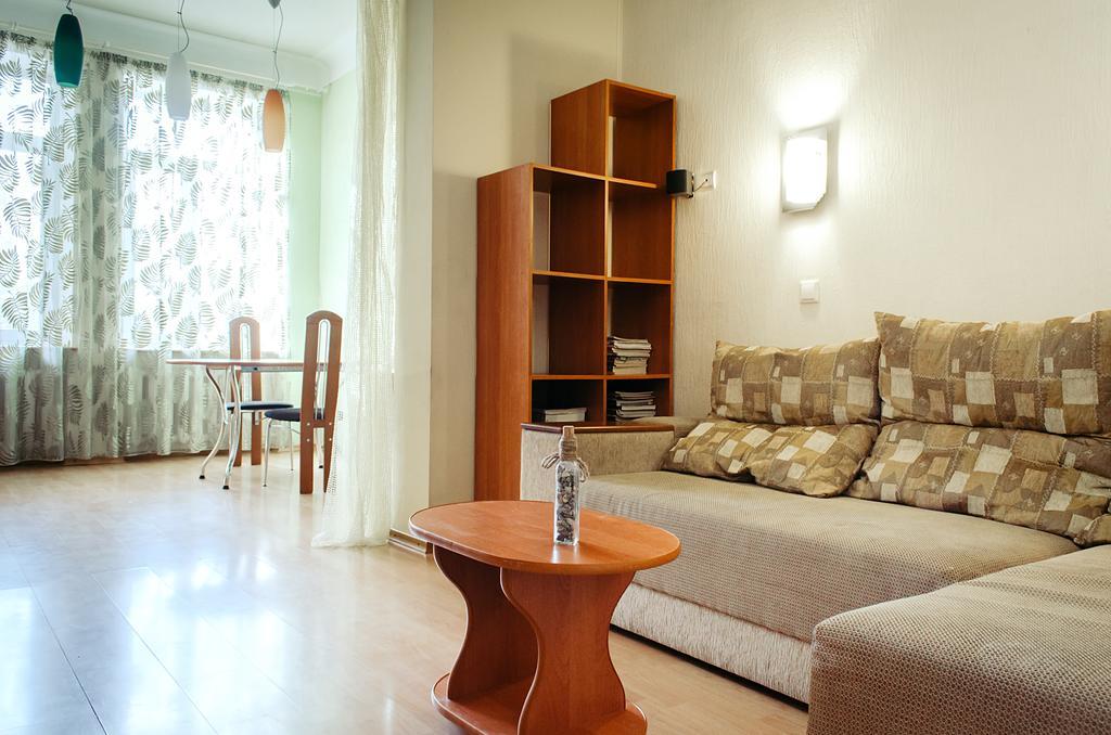 Hvylevogo Street Apartment Kharkov Ngoại thất bức ảnh