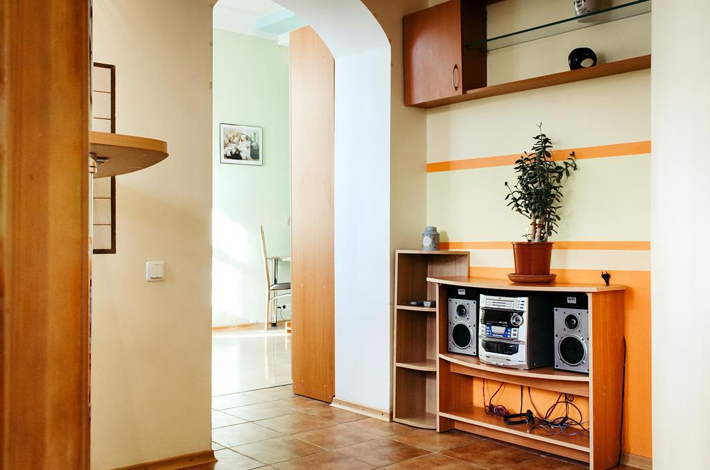 Hvylevogo Street Apartment Kharkov Ngoại thất bức ảnh